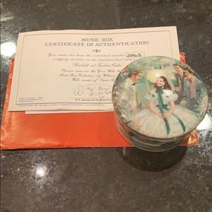 Gone with the Wind At Twelve Oaks Music Box